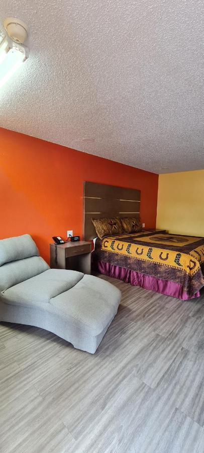 Chaparral Motel Hallettsville Dış mekan fotoğraf