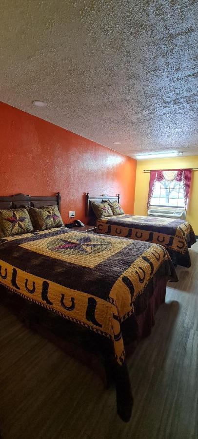 Chaparral Motel Hallettsville Dış mekan fotoğraf