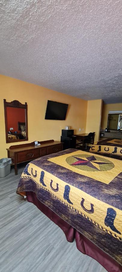 Chaparral Motel Hallettsville Dış mekan fotoğraf