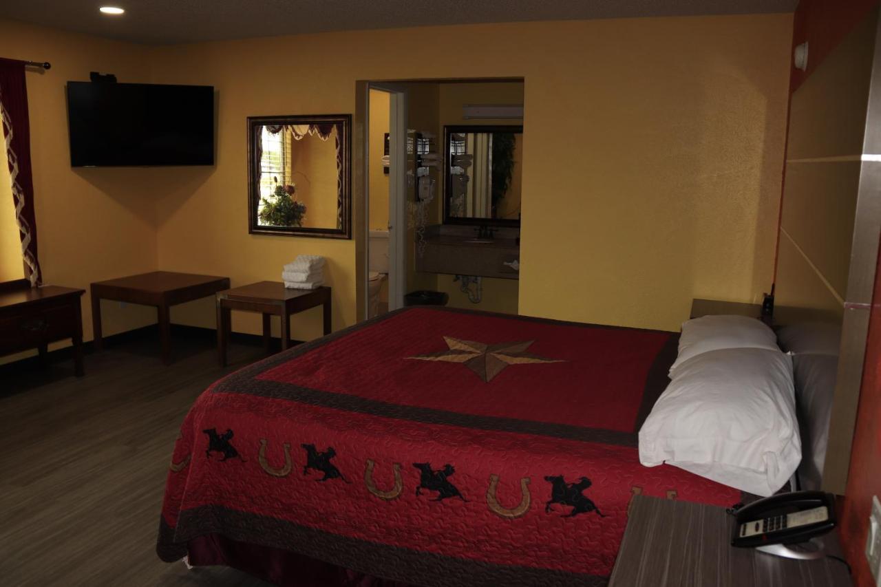 Chaparral Motel Hallettsville Dış mekan fotoğraf