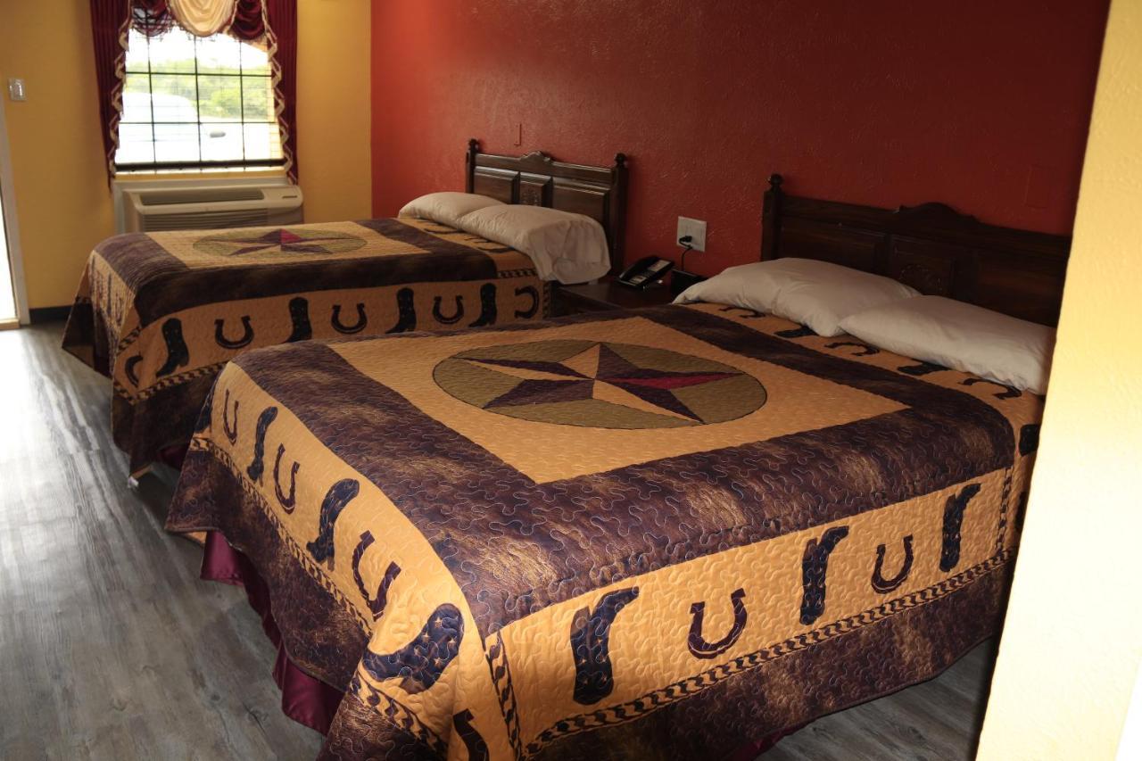 Chaparral Motel Hallettsville Dış mekan fotoğraf