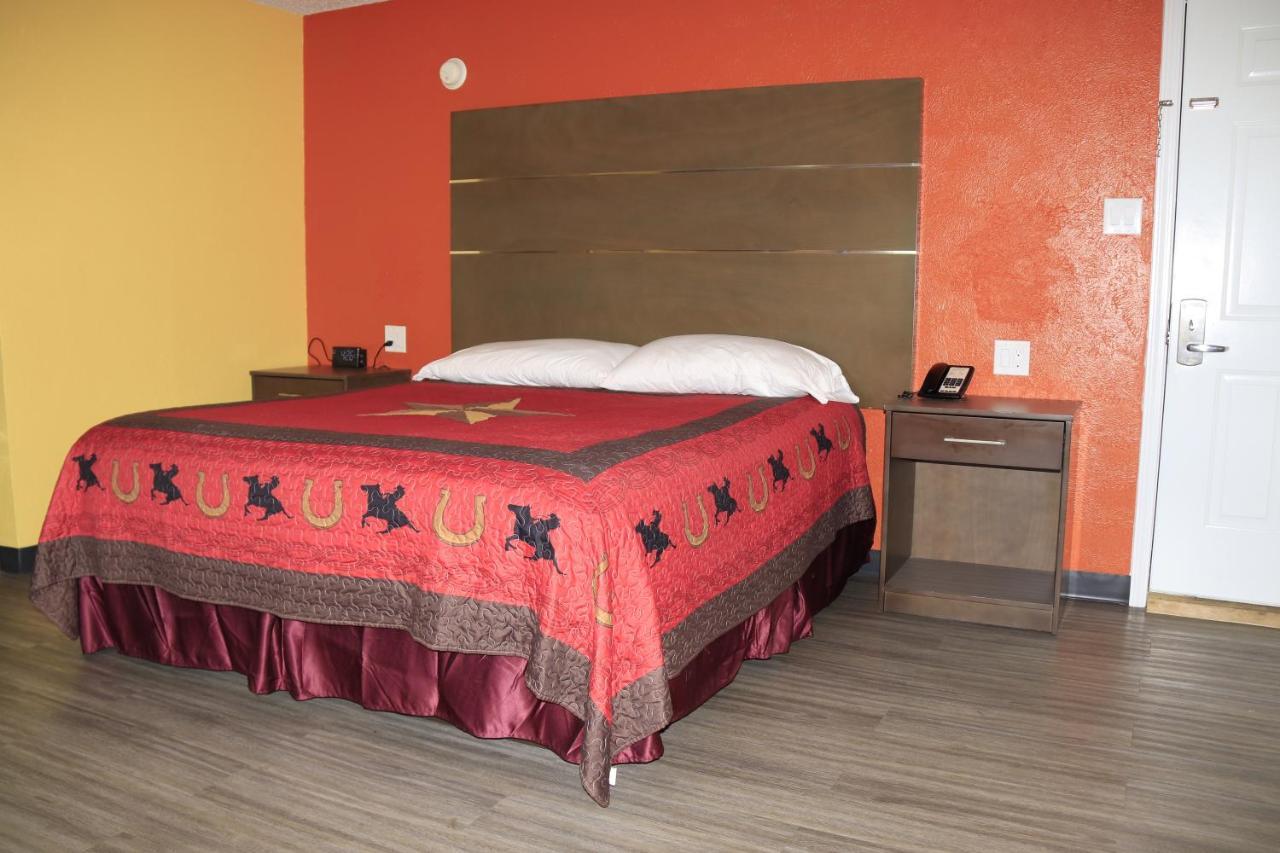 Chaparral Motel Hallettsville Dış mekan fotoğraf