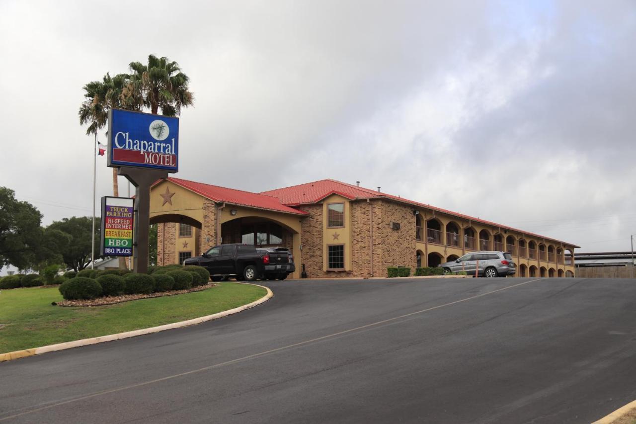 Chaparral Motel Hallettsville Dış mekan fotoğraf
